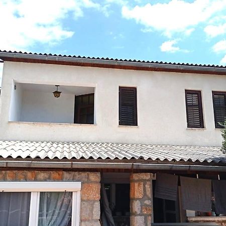 Apartments Happy Day Karlobag Bagian luar foto