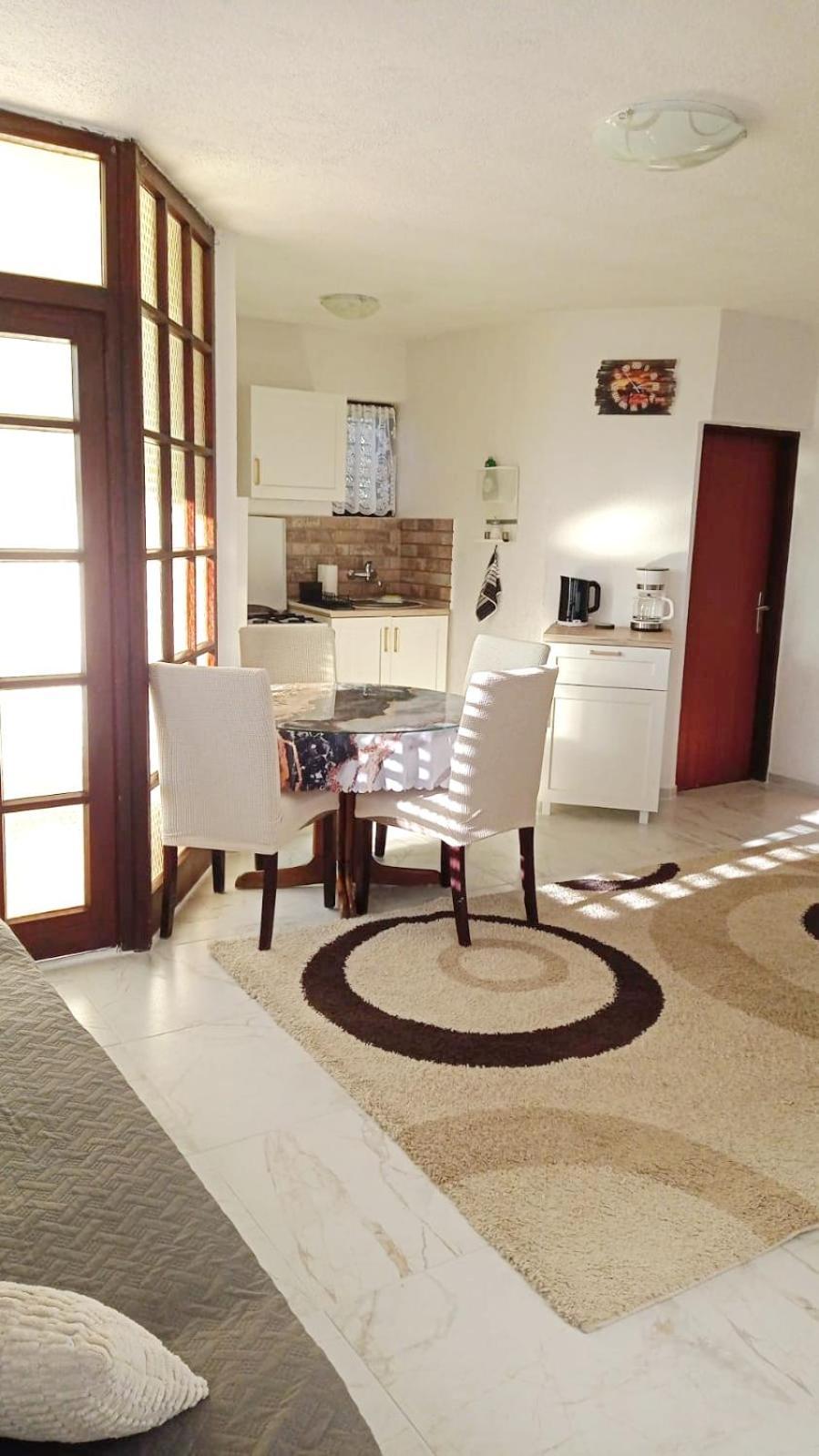 Apartments Happy Day Karlobag Bagian luar foto